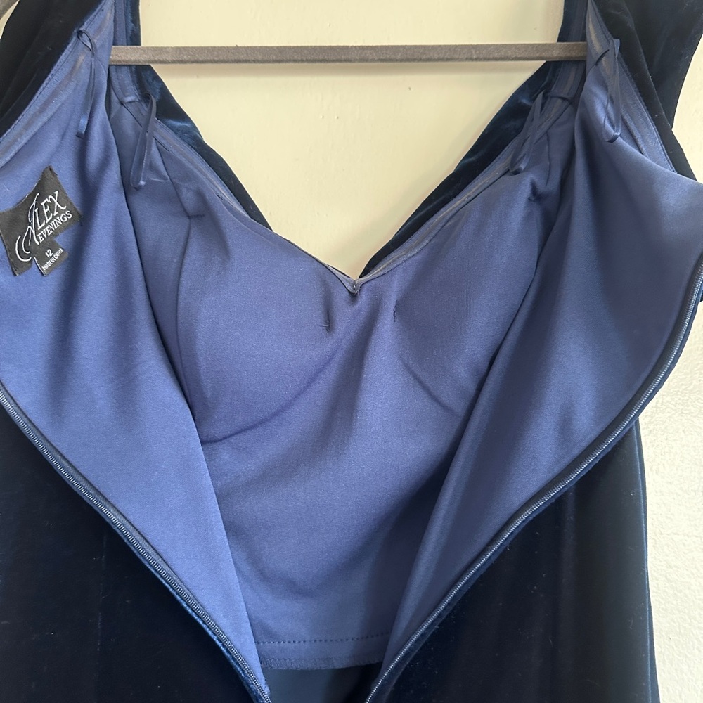 Alex Evenings Midnight Blue Velvet evening gown - Picture 7 of 7